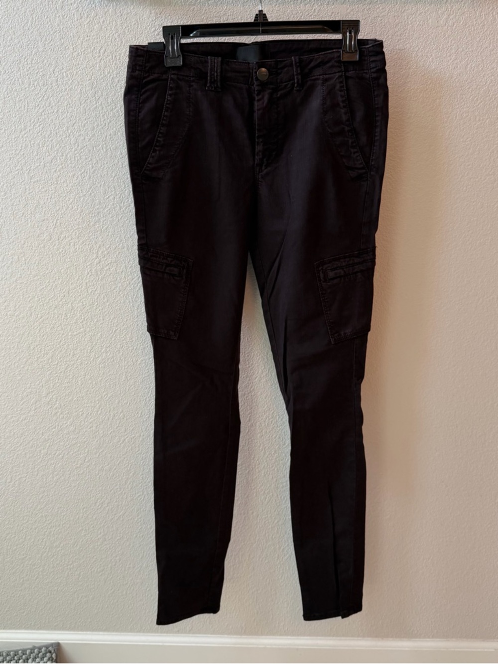 VINCE Slim Cargo Pants